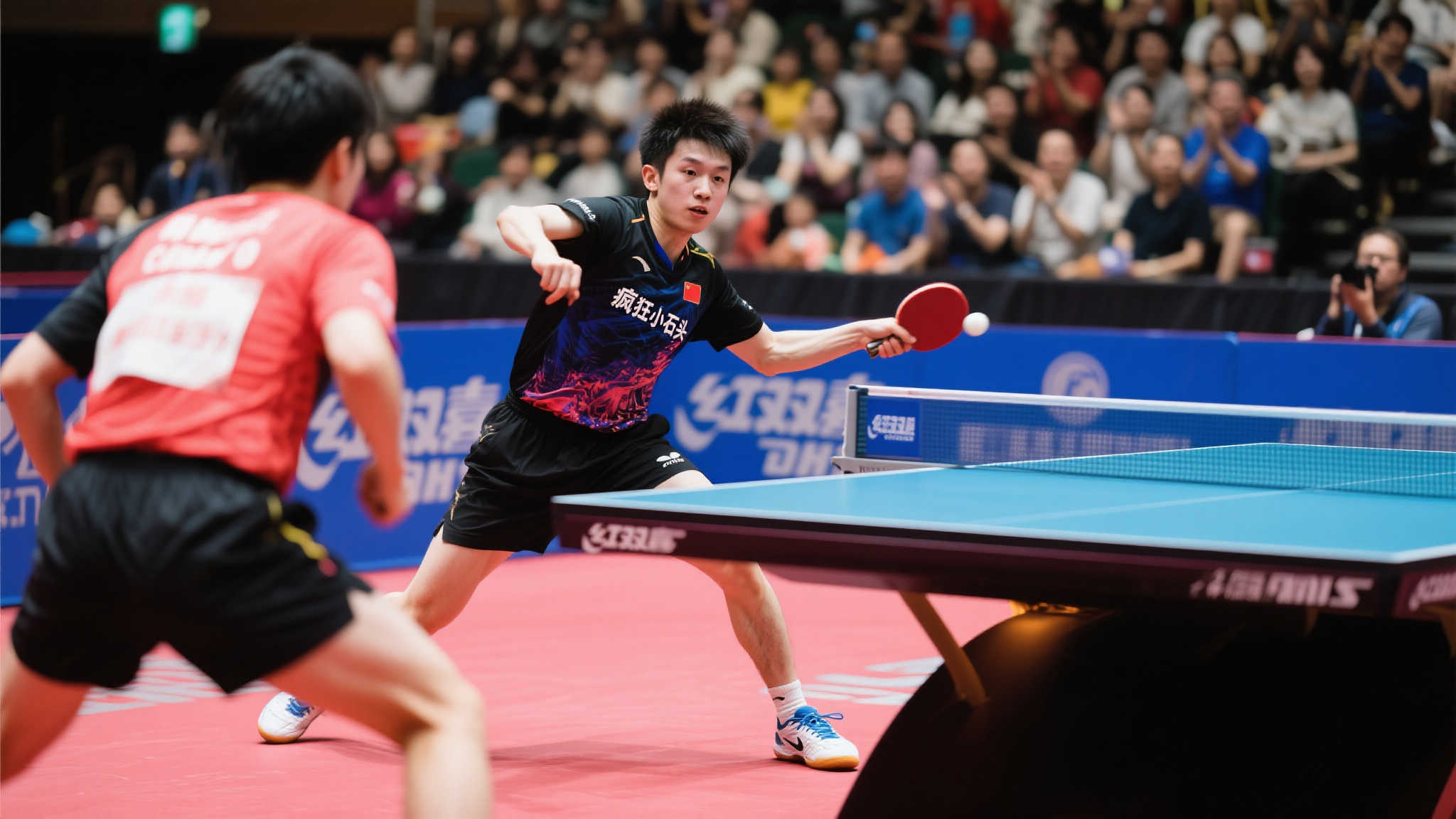 石破天惊！林诗栋正反手攻防转换，多回合激战力克皮切福德！