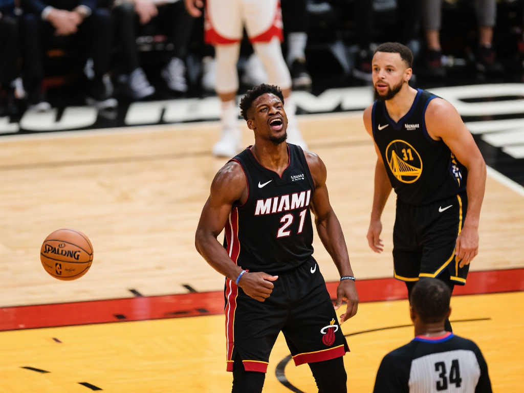 巴特勒末节爆发力挽狂澜，勇士3-1领先火箭！热火是否追悔莫及？